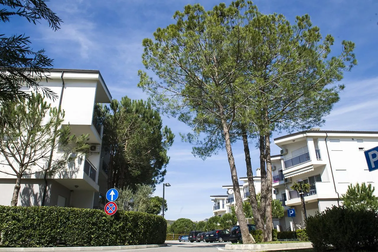 Primavera Residence Hotel Дуррес 4*,  Албания